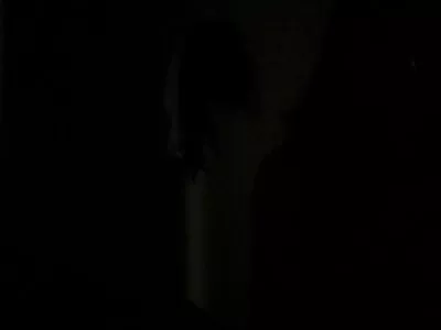 Šiek tiek girtos lesbietės sutiko grupinį seksą su pažįstamu vaikinu.